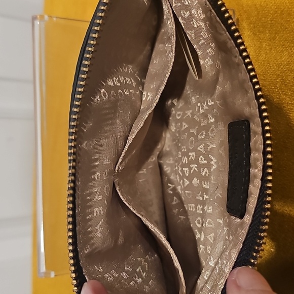 Kate Spade Zippered Chrissy Berkshire Road Wristlet - Gunmetal - Like New - Picture 11 of 11